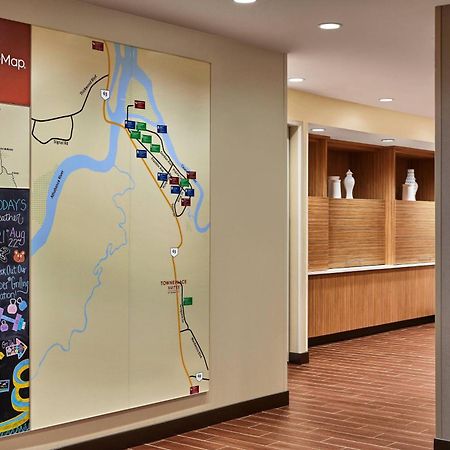 Towneplace Suites By Marriott Fort Mcmurray Exteriör bild